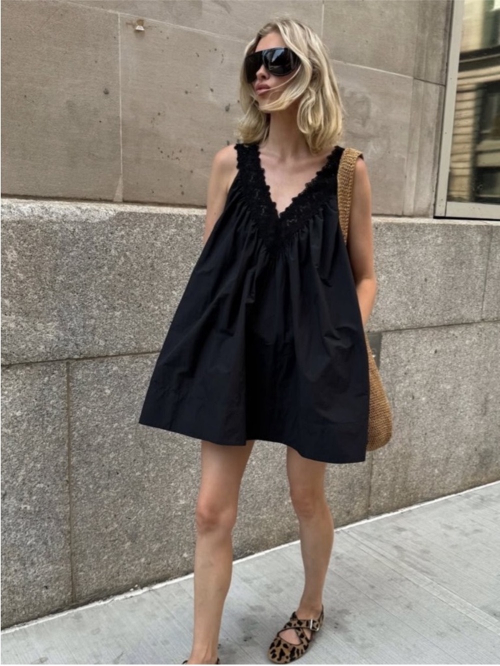 Helsa Mini Dress With Lace in Tech Poplin